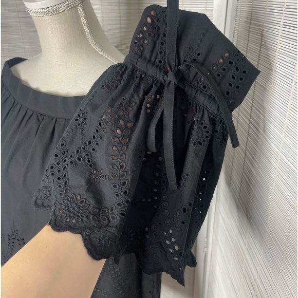 Trovata Birds Of Paradis Black Eyelet Long Sleeve Blouse Size S Off Shoulder - Picture 3 of 7